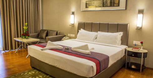 hotel room image