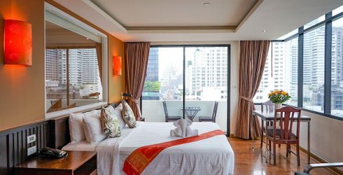 hotel room image