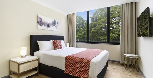 hotel room image