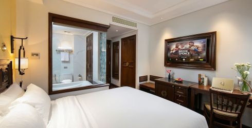 hotel room image