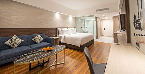 hotel room image