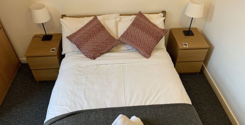 hotel room image