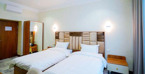 hotel room image
