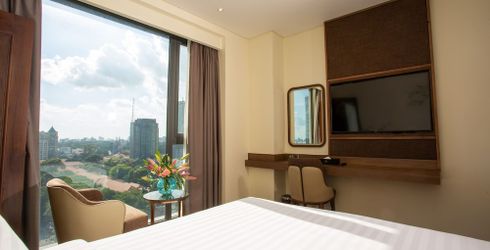 hotel room image