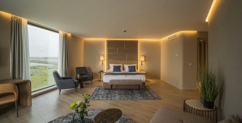hotel room image