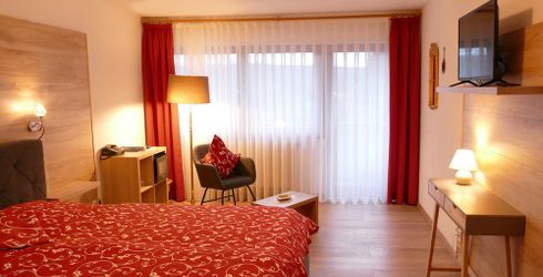 hotel room image
