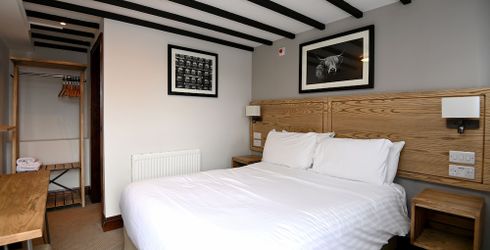 hotel room image