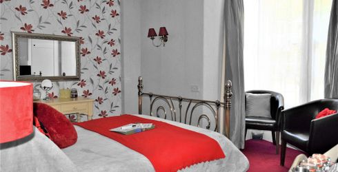 hotel room image