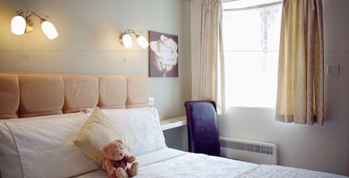 hotel room image