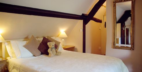 hotel room image