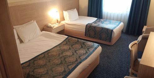 hotel room image