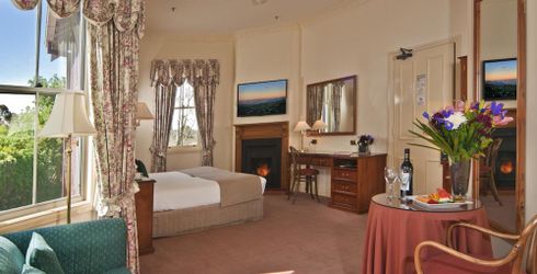 hotel room image