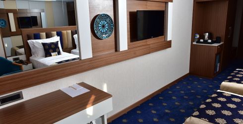 hotel room image