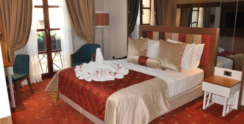 hotel room image