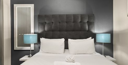 hotel room image