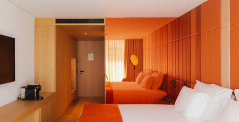 hotel room image