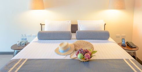 hotel room image
