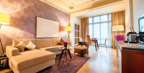 hotel room image
