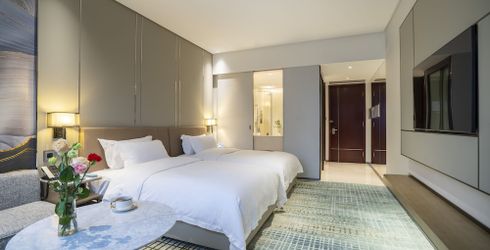hotel room image