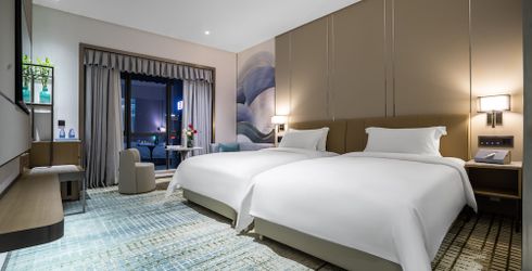 hotel room image