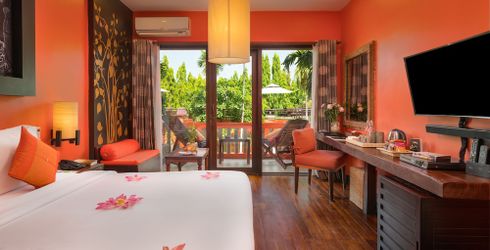 hotel room image