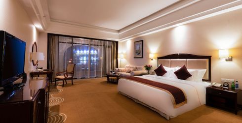 hotel room image