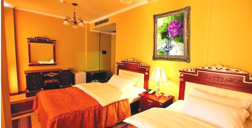 hotel room image