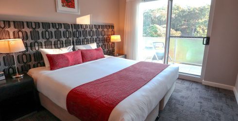 hotel room image