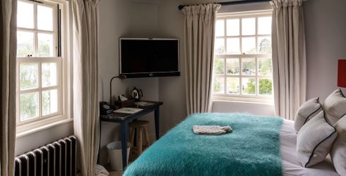 hotel room image