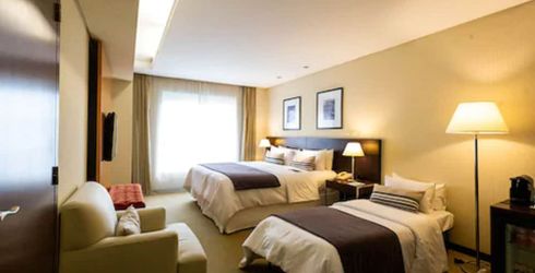hotel room image
