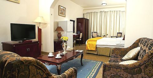 hotel room image