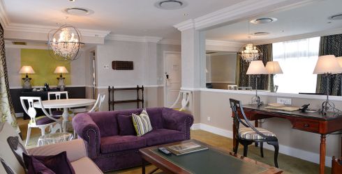 hotel room image