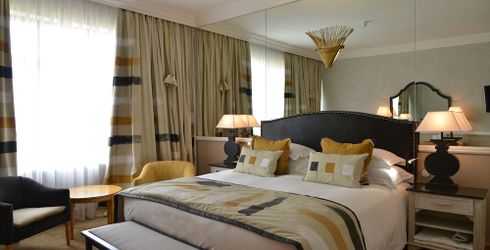 hotel room image