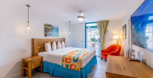 hotel room image