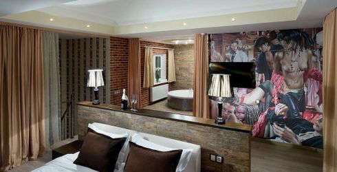 hotel room image