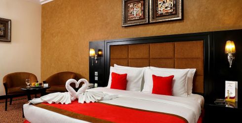 hotel room image
