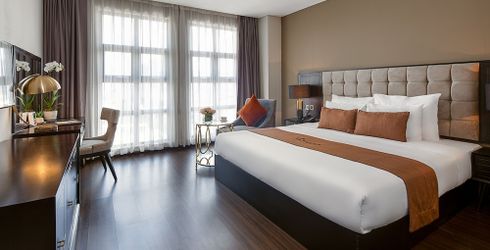 hotel room image