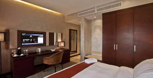 hotel room image