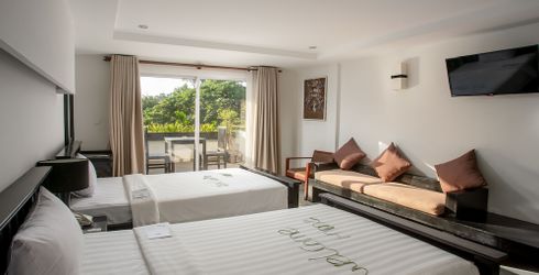 hotel room image