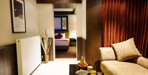 hotel room image