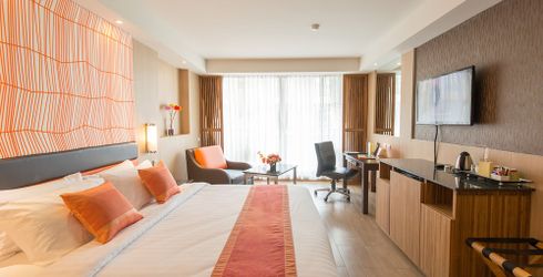 hotel room image