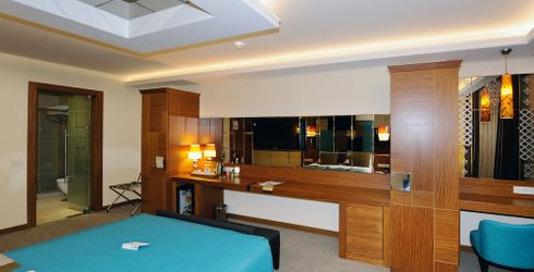 hotel room image