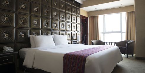 hotel room image