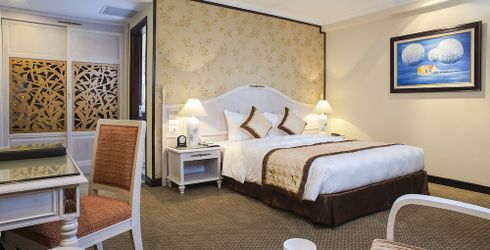hotel room image