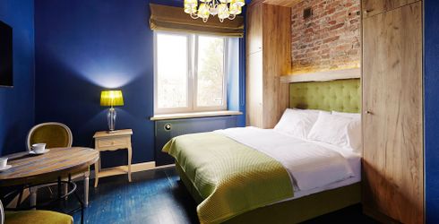 hotel room image