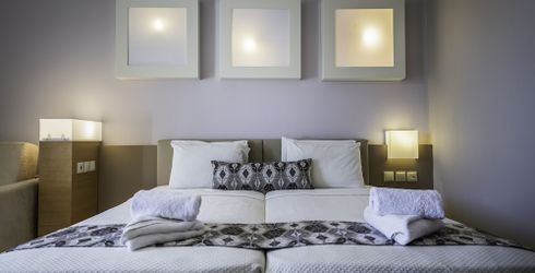 hotel room image