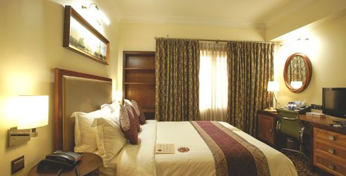 hotel room image