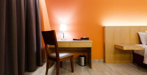 hotel room image