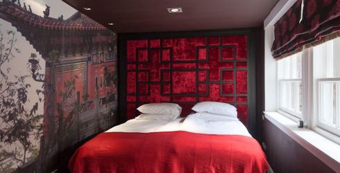 hotel room image