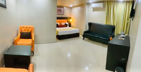 hotel room image